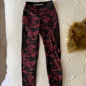 Ivy Park camo leggings
